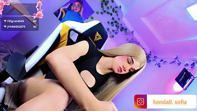 Sophiaa_doll_ webcam