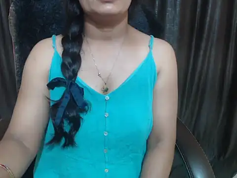 Kudi_Kiyara webcam