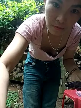 Heryy_xx live cam on StripChat