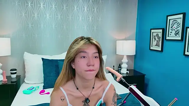 VioletSweetts webcam