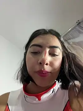 cherry_skinnyy_ webcam
