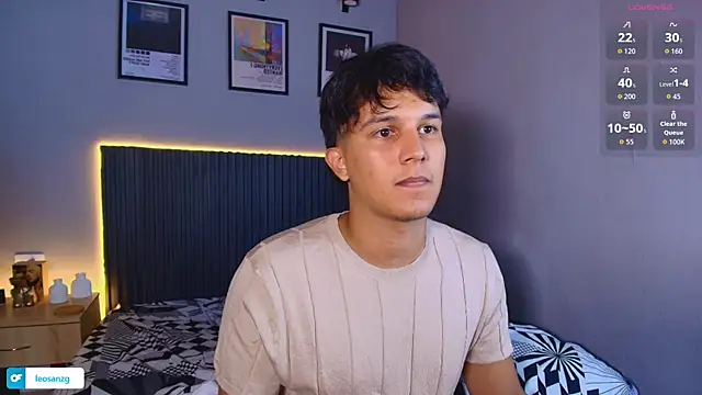 Leo_Savage_ webcam