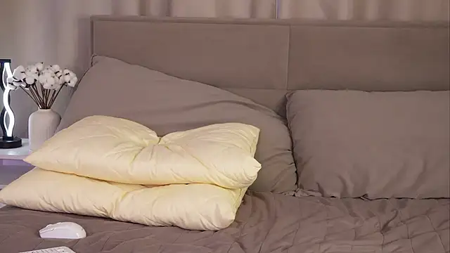 Lina_aww webcam
