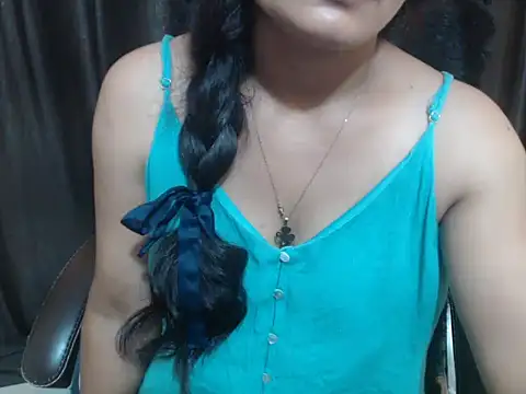 Kudi_Kiyara webcam