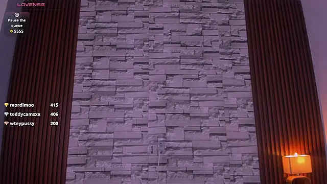 sophia_deluxe18 webcam