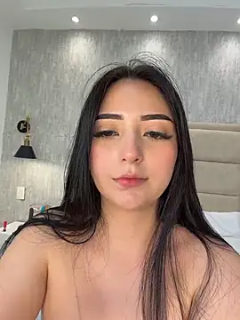 LilithHarperr_ live cam on StripChat
