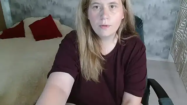 AdelinaLawson live cam on StripChat