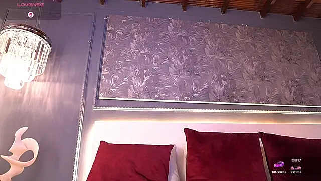 MiaKay1 webcam