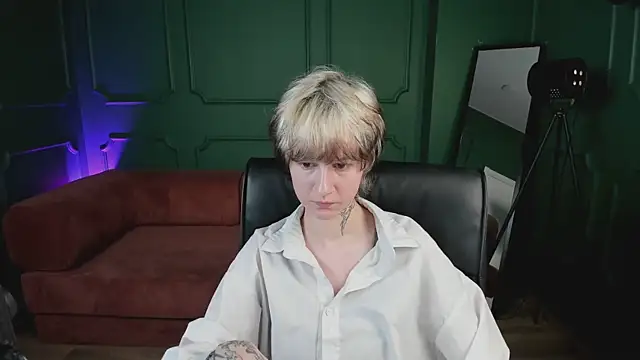 Senpai_Sins webcam