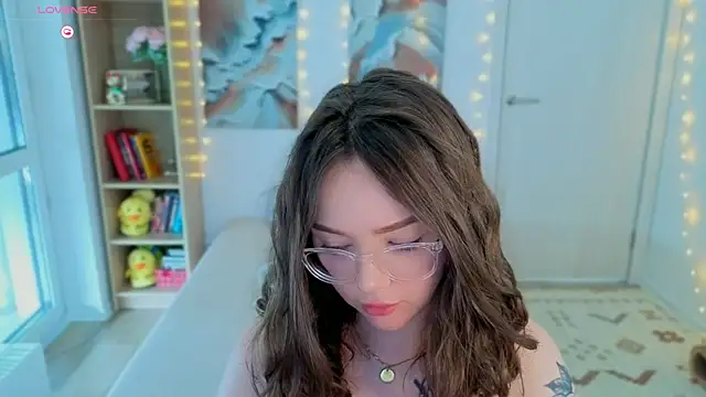 MilenaSaint webcam