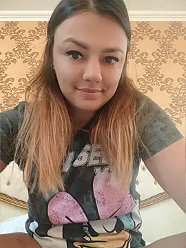 KrissSexi live cam on StripChat