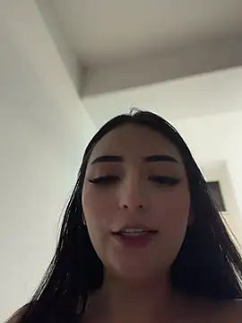 LilithHarperr_ live cam on StripChat
