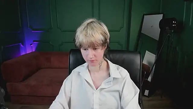 Senpai_Sins webcam