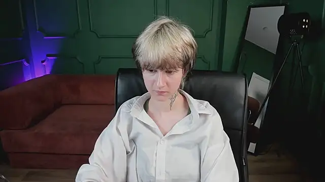 Senpai_Sins webcam