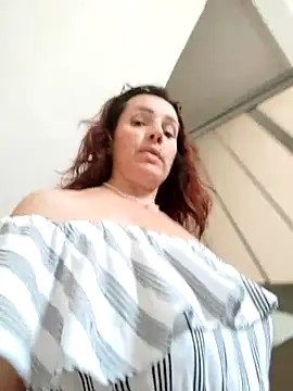 EvaXOAir live cam on StripChat