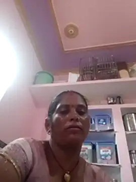 Rakhihot35
