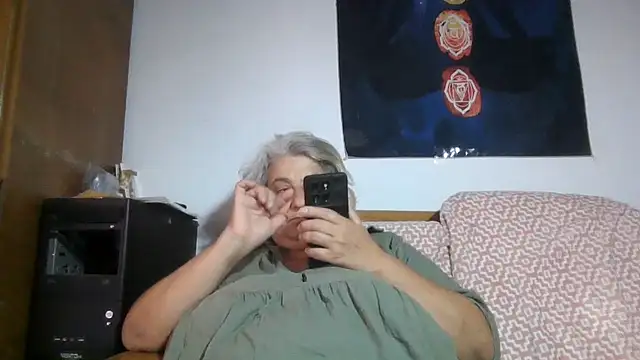 ExquisiteMature webcam