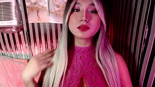 HoresCOCKLUCY live cam on StripChat