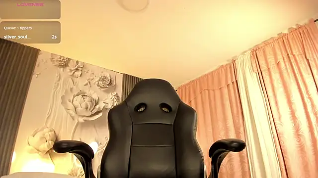 KetziaDoll_ webcam