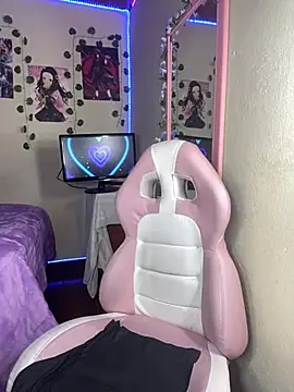 _KittyQueen12 webcam