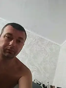 Kasperik29cm live cam on StripChat