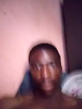 Silvermkhulu0 live cam on StripChat