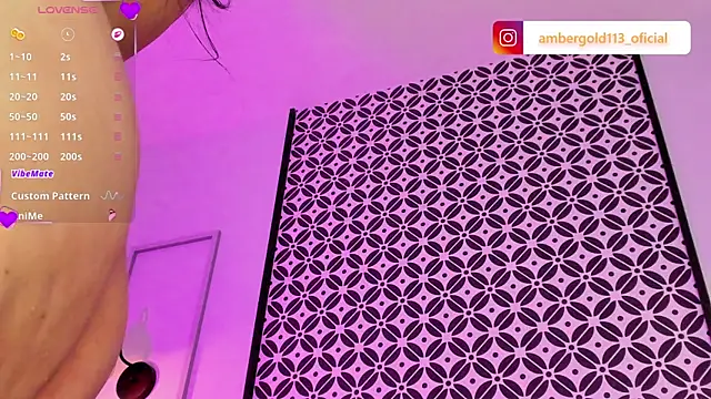 Amber_gold_ webcam