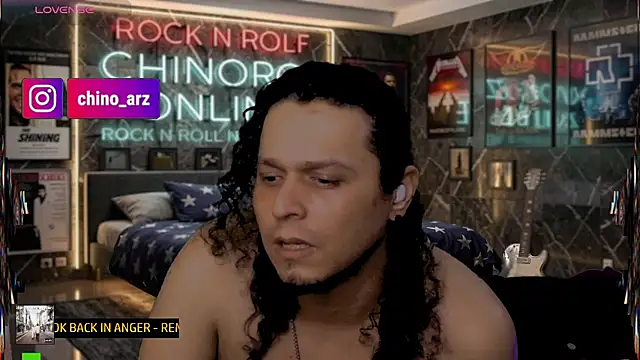 chino_roz live cam on StripChat