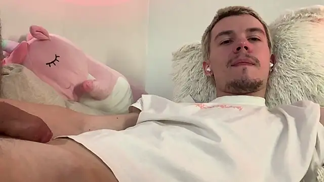 Jeremy1Scott live cam on StripChat