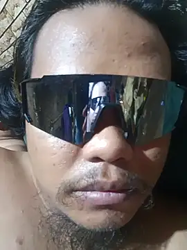 Nietzz live cam on StripChat