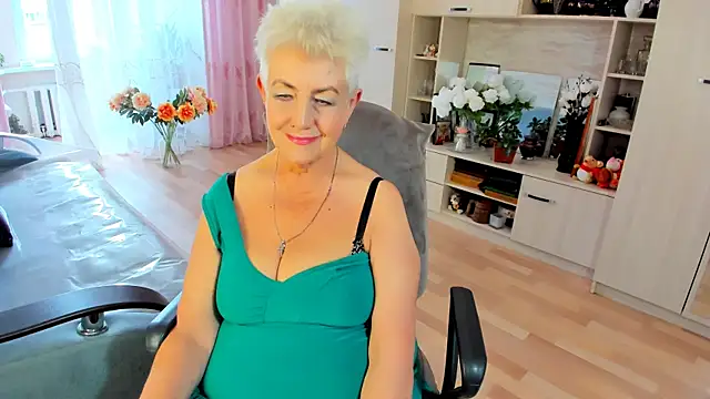 HotandMature webcam