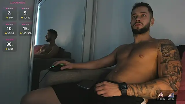 nicholasX1 live cam