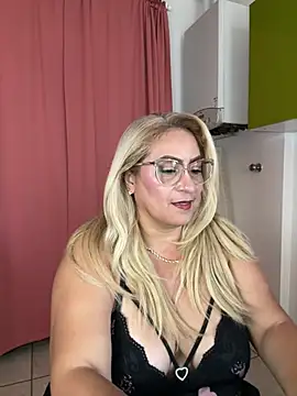 x_elena_x live cam on StripChat