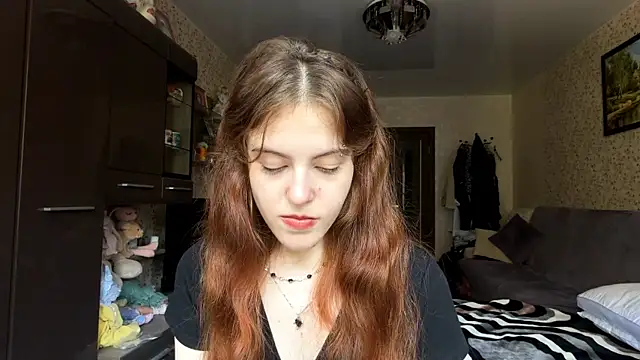 BuzzingRaid live cam on StripChat