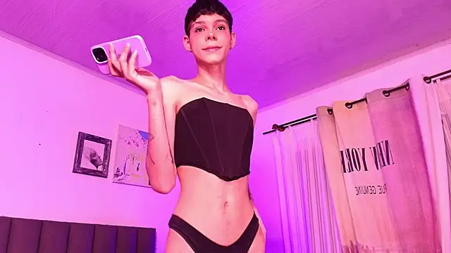 Varya_Ferreira webcam