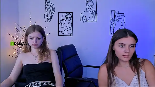 lisa_dark_ webcam