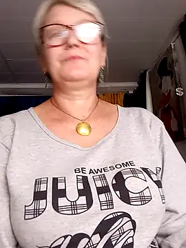 irinamaux webcam