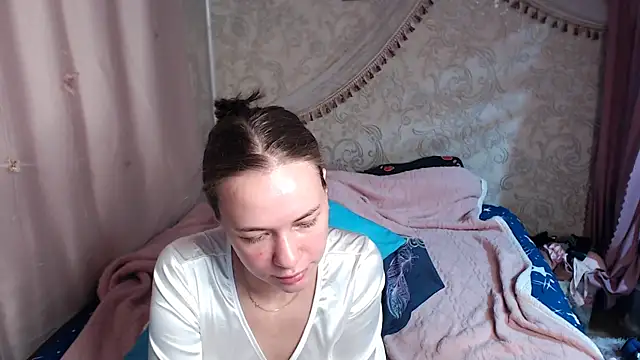 leila_bambi_ webcam