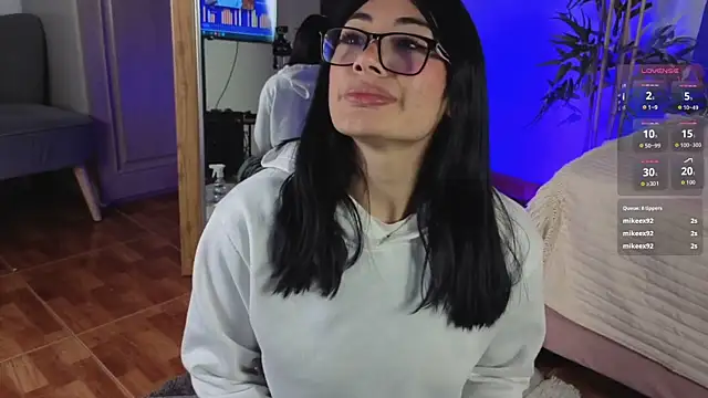 aprildreams19 webcam