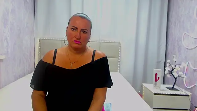 DianaMGG webcam
