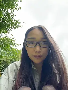 trytomakememoam webcam