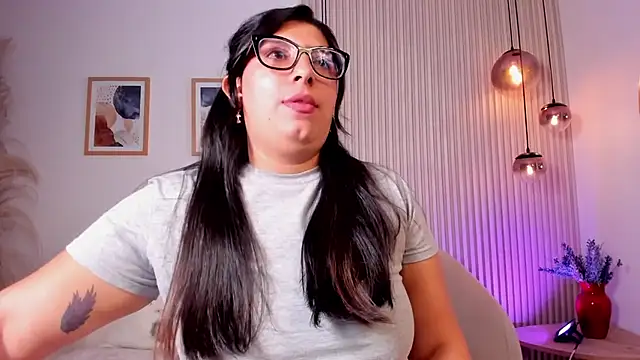 Sally_Dvine webcam