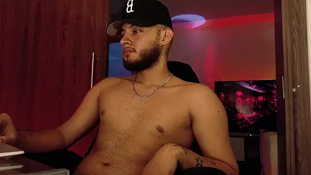 Sebolaz333 webcam