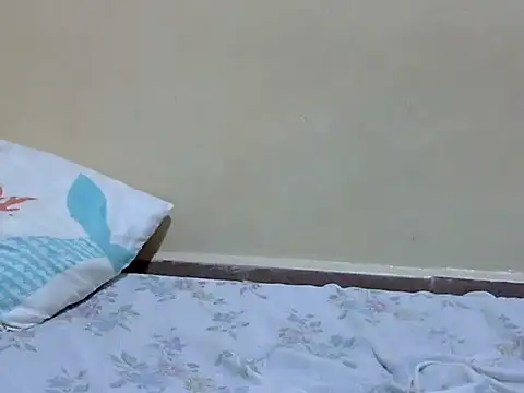 babyellah webcam