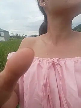 Linda-yiyi webcam