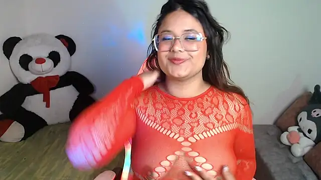 scarlettdoll777 live cam on StripChat