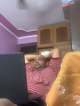 Dick_6inches_Delhi webcam