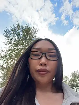 trytomakememoam webcam