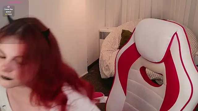 Erica_Hameleons webcam