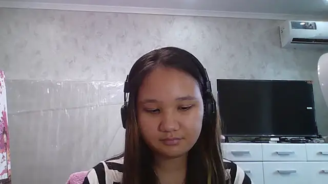 aus_mika webcam